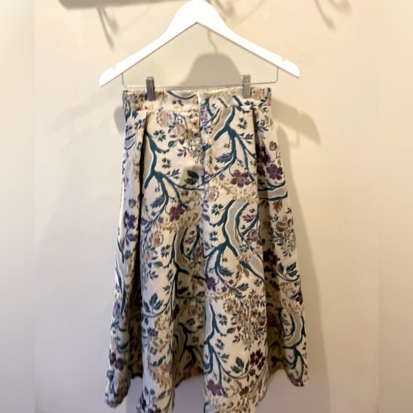 NWOT CHICWISH Jacquard Embossed Pleated Maxi- Skirt SMALL $80 (RRP $96)🕊️💛. - Picture 6 of 11